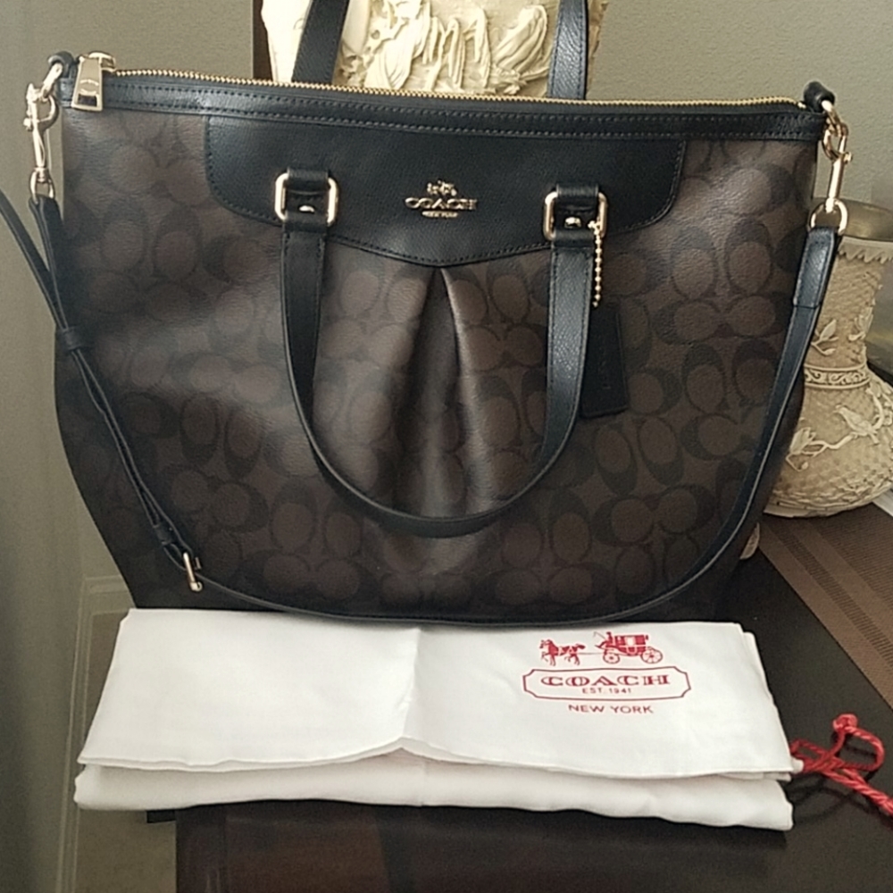 NWOT Coach Satchel purse
